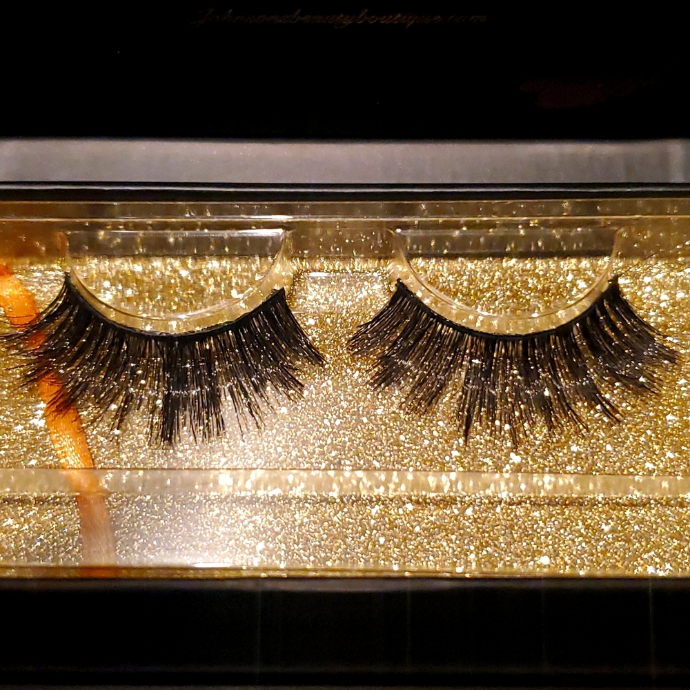 Lashes